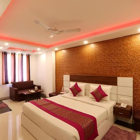 Hotel Classic Neu-Delhi Exterior foto